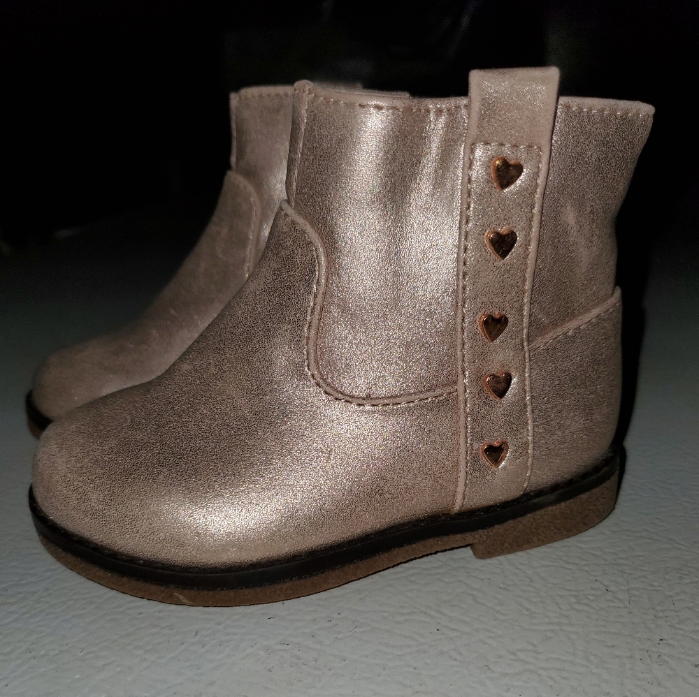 Baby girl booties